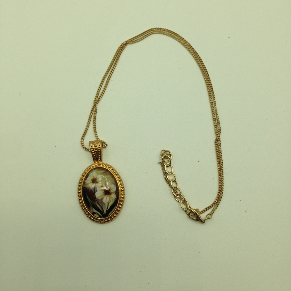 Lily Pendant gold Toned necklace